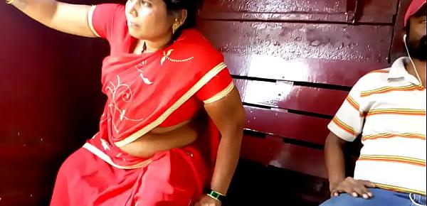  Bhojpuri BHABHI SIDE BOOBS in Village !